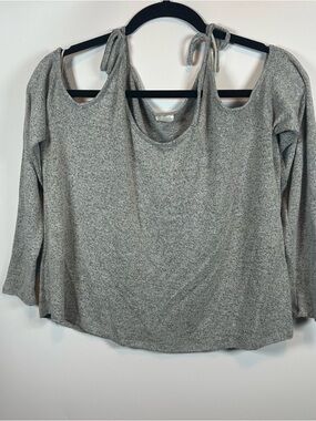 Garage Heather Gray Cold Shoulder Top Women’s M